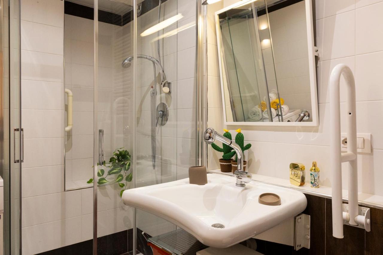 Appartamento Living Isola Milano Esterno foto